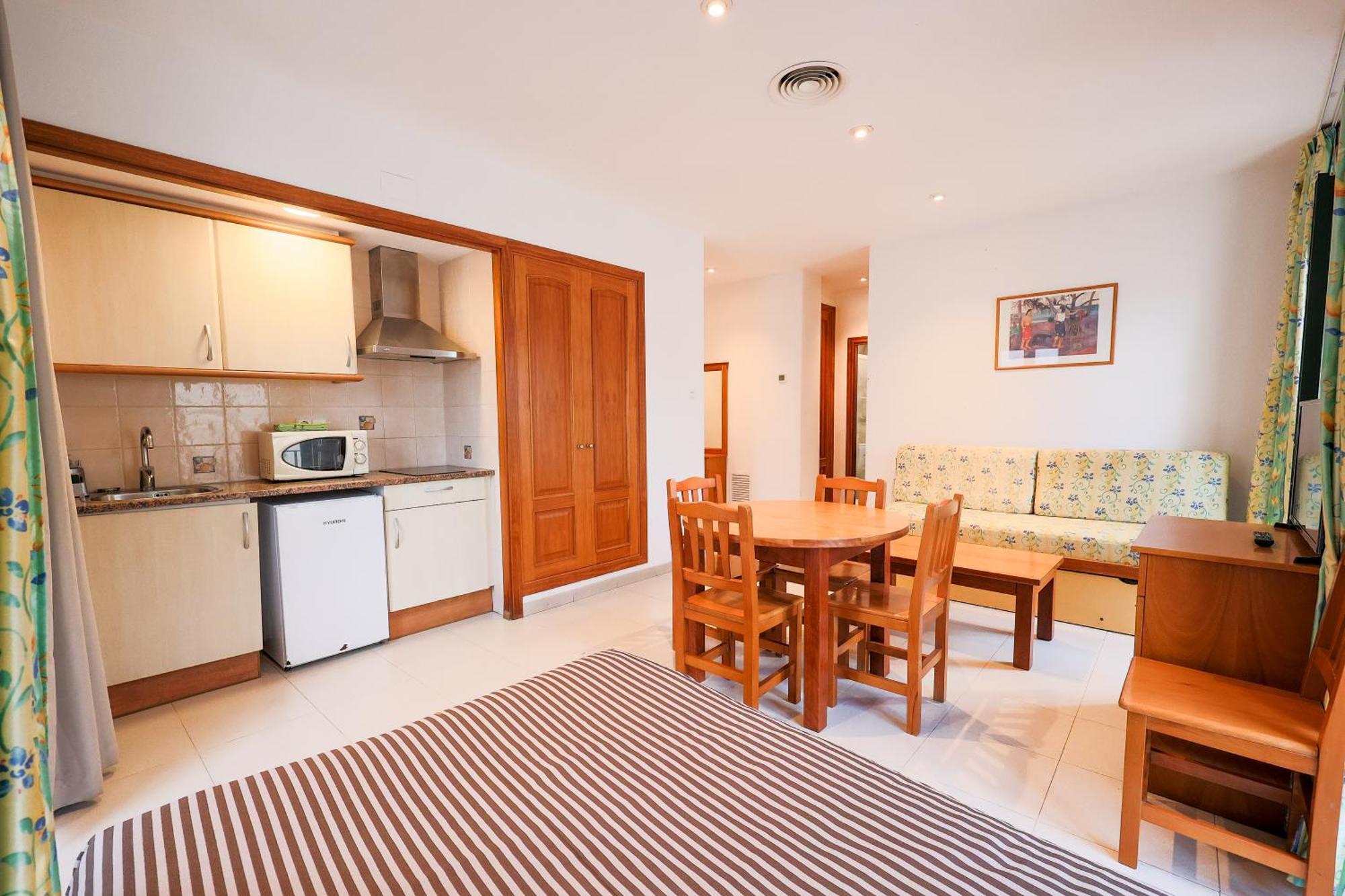 Apartamentos Royal Lloret de Mar Exterior photo